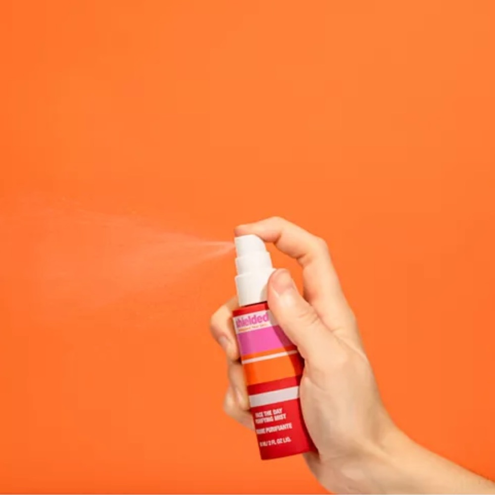 Purifying Face Mist - Picture 2 of 5